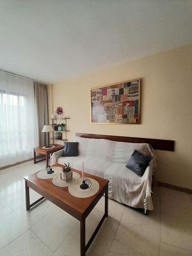 Nice Apartment In Hotel Ronda 4 First Beach Line Фуэнхирола Экстерьер фото