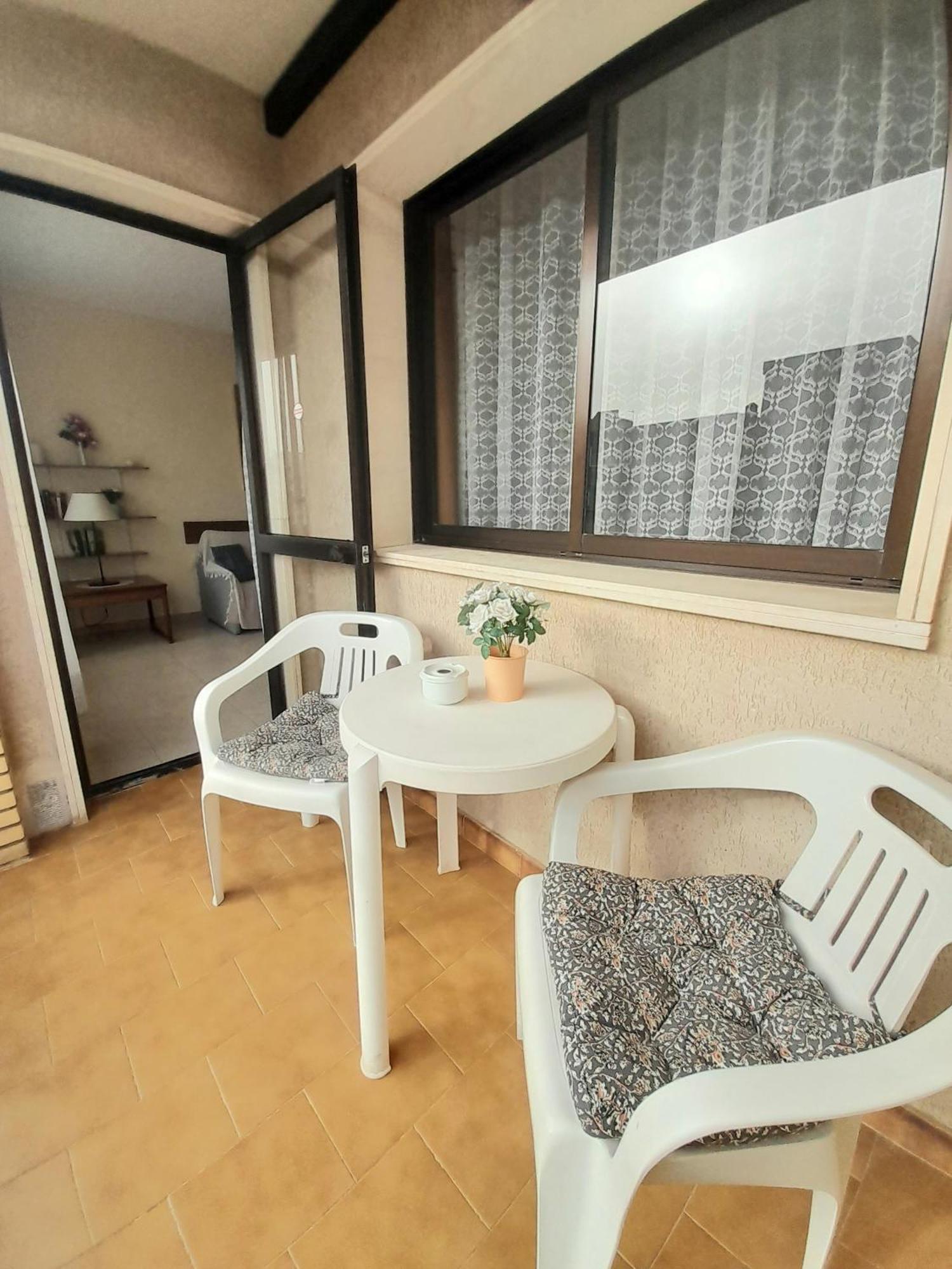 Nice Apartment In Hotel Ronda 4 First Beach Line Фуэнхирола Экстерьер фото