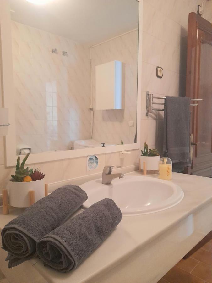 Nice Apartment In Hotel Ronda 4 First Beach Line Фуэнхирола Экстерьер фото